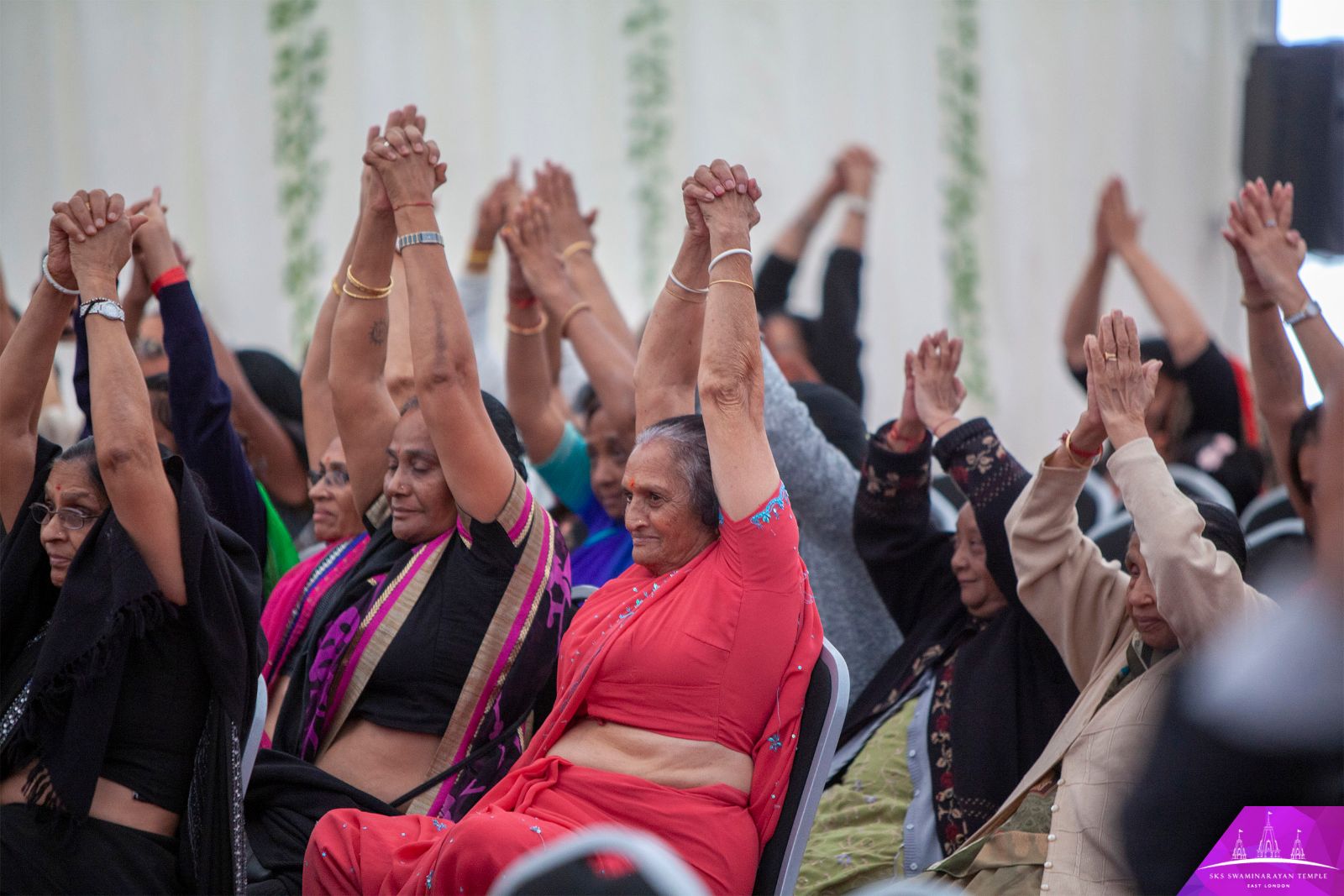 ©1987-2017 SKS Swaminarayan Temple East London